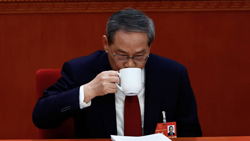 Премьер Госсовета КНР Ли Цян главным приоритетом китайского правительства обозначил расширение потребления ради экономического роста.📷Фото: Tingshu Wang / Reuters