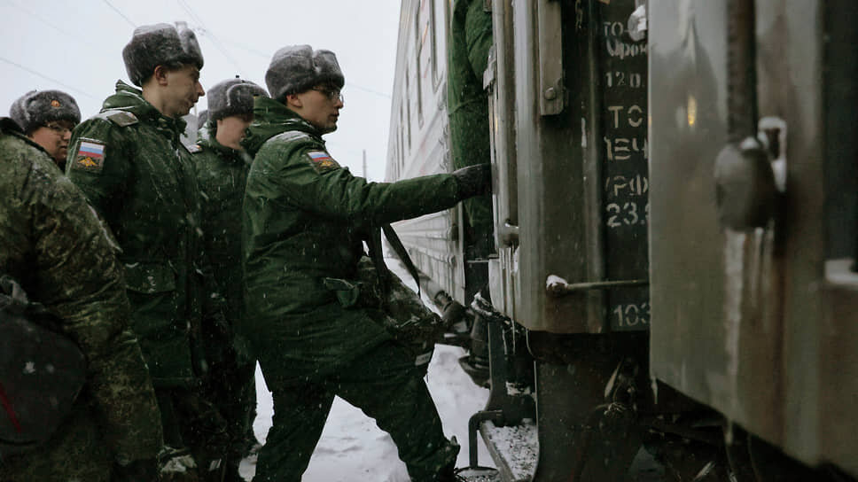 Осенний призыв на службу в Вооруженные Силы России (ноябрь 2024 года).📷Фото: Марина Молдавская / Коммерсантъ