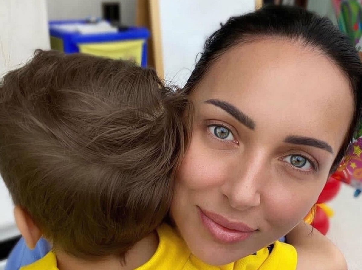 В браке Алсу была вся посвящена семье. Фото: социальные сети.