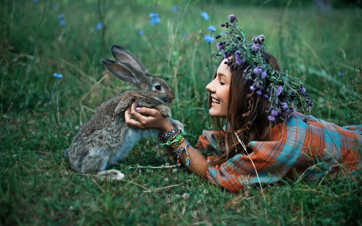 Будьте как кролик — сидите, наслаждайтесь травкой и забудьте о «тысячах дел»!