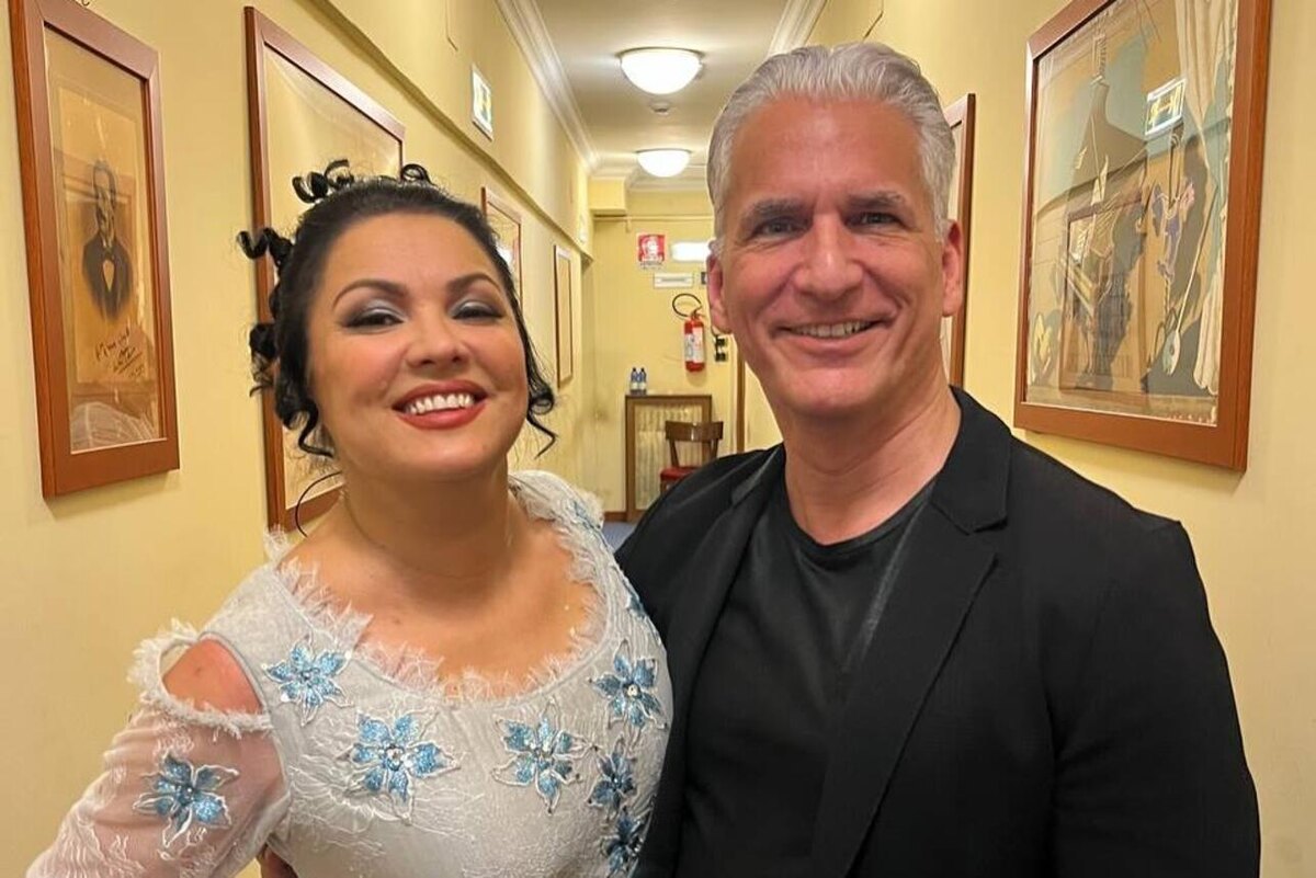    Анна Нетребко и Мигель Эстебан Социальные сети