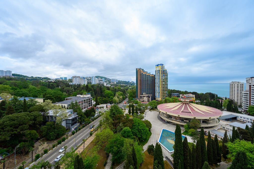 Шикарный вид из окна