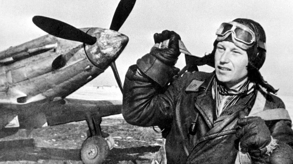 Александр Иванович Покрышкин в молодости