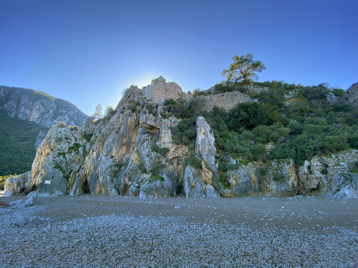 Выход к пляжу Олимпос