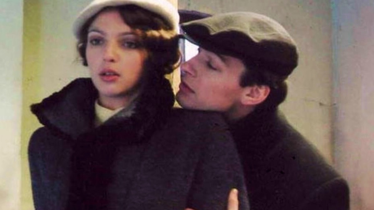 Ирина Леонова и Евгений Цыганов, кадр из фильма "Дети Арбата" (2004)