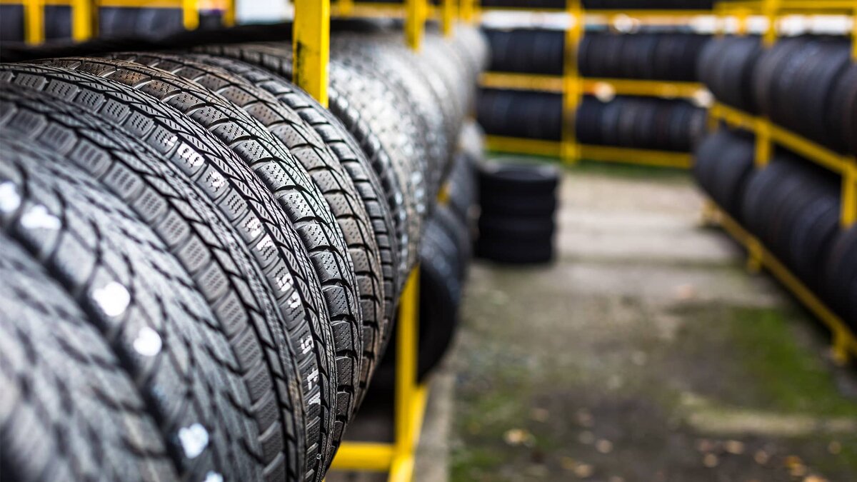    Менять шины необходимо при стабильных +7 градусах / shutterstock, бильд-редактор: Милош Муратовский