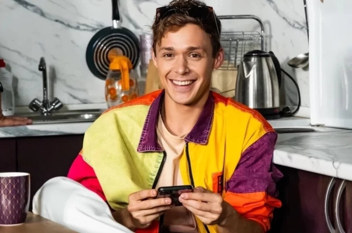    Влад Прохоров сыграл в сериале яркого и активного студента Федю.