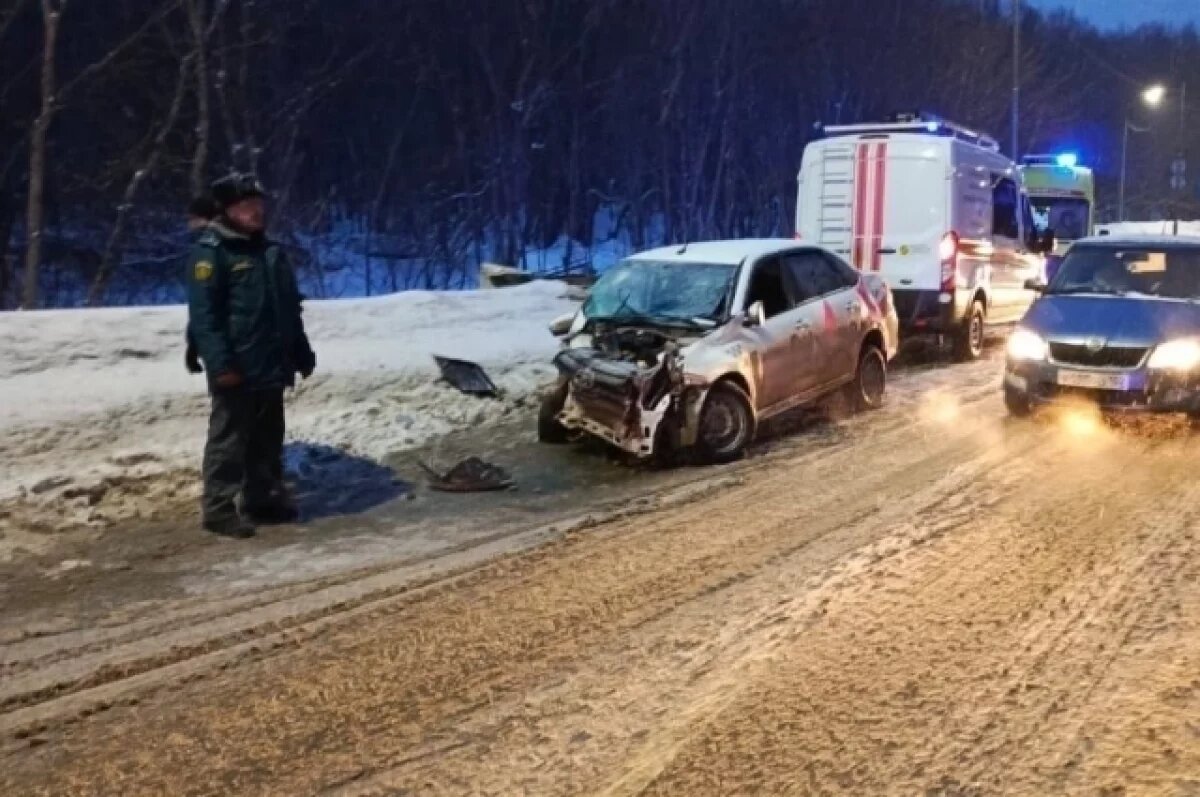    Один погиб и 3 человека пострадали при лобовом столкновении в Башкирии