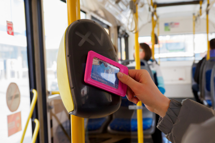    «Сама бескондукторная система была положительно принята нашими пассажирами. Они оценили комфорт и удобство при оплате».   
Фото: «БИЗНЕС Online»