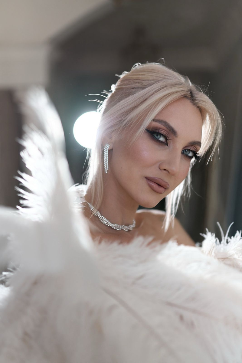 Профессиональный мастер должен быть многогранным и уметь создавать образ «под ключ», считает бьюти-специалист.