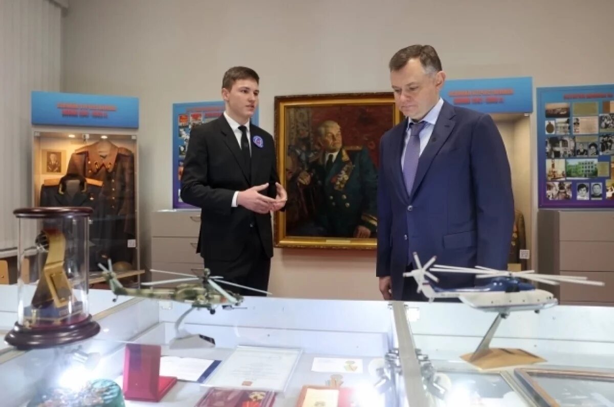    Юрий Слюсарь поручил проводить школьный конкурс робототехники в Ростове