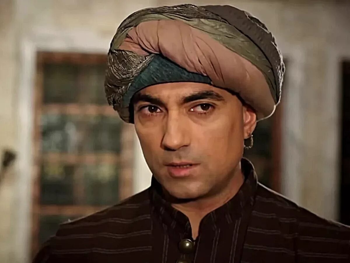 - Он уже здесь, Хюррем-султан