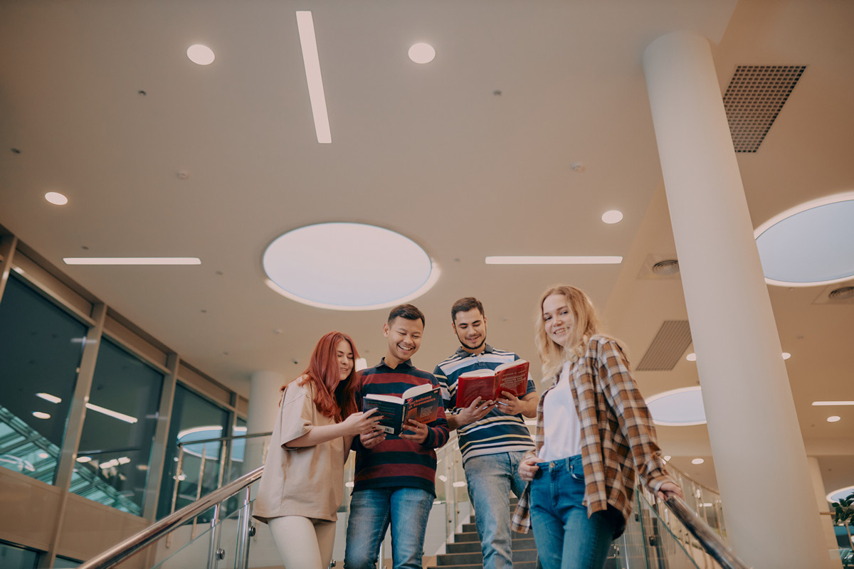    Как я стала младшим продуктовым дизайнером после магистратуры ИТМО