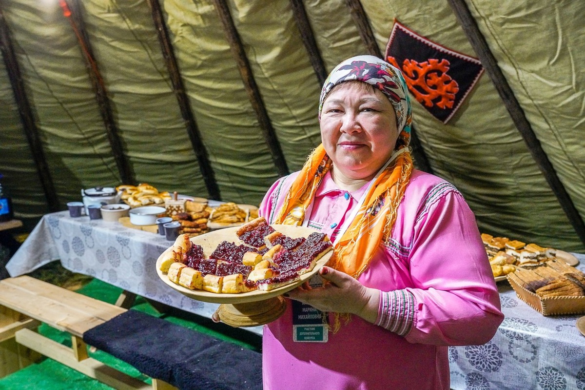    Хранительница народных традиций