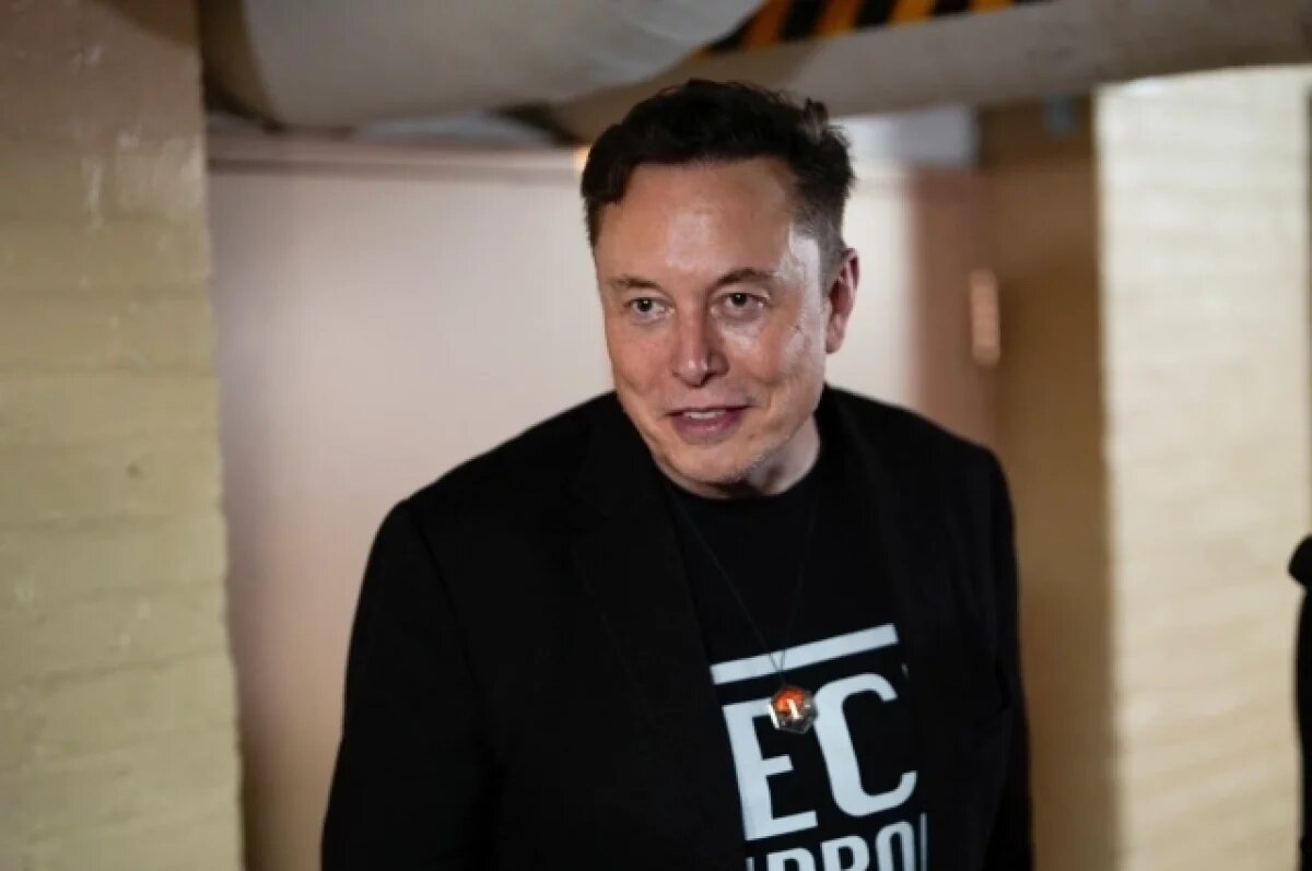    Маск: застрявшие на МКС астронавты NASA все еще не вернулись из-за Байдена