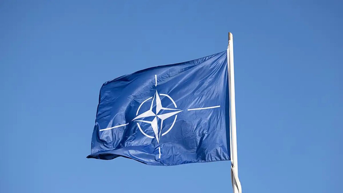    Флаг НАТО