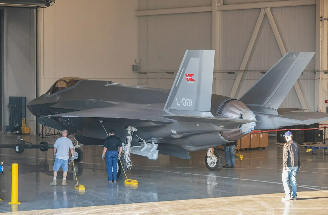 По самым консервативным посчетам, Ф-35 ВВС Дании будут обходиться стране в 2030 году минимум в четверть военного бюджета. Фото Локхид Мартин