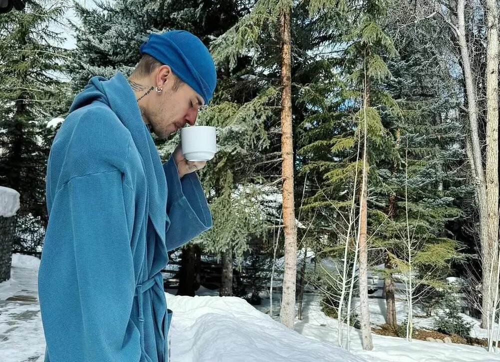    Личный ассистент Джастина Бибера уволился на фоне слухов о ментальных проблемах певца