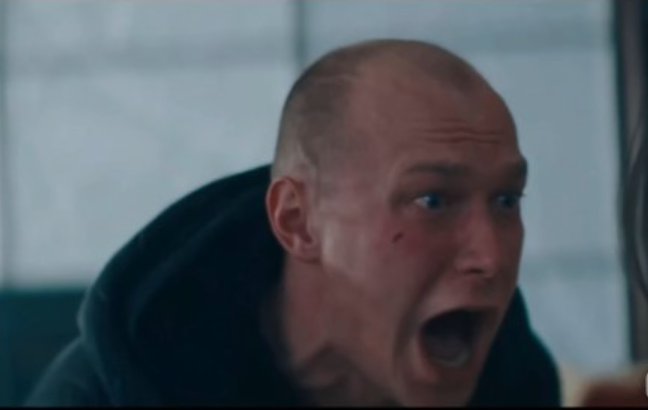 Это было больно. Кадр из фильма