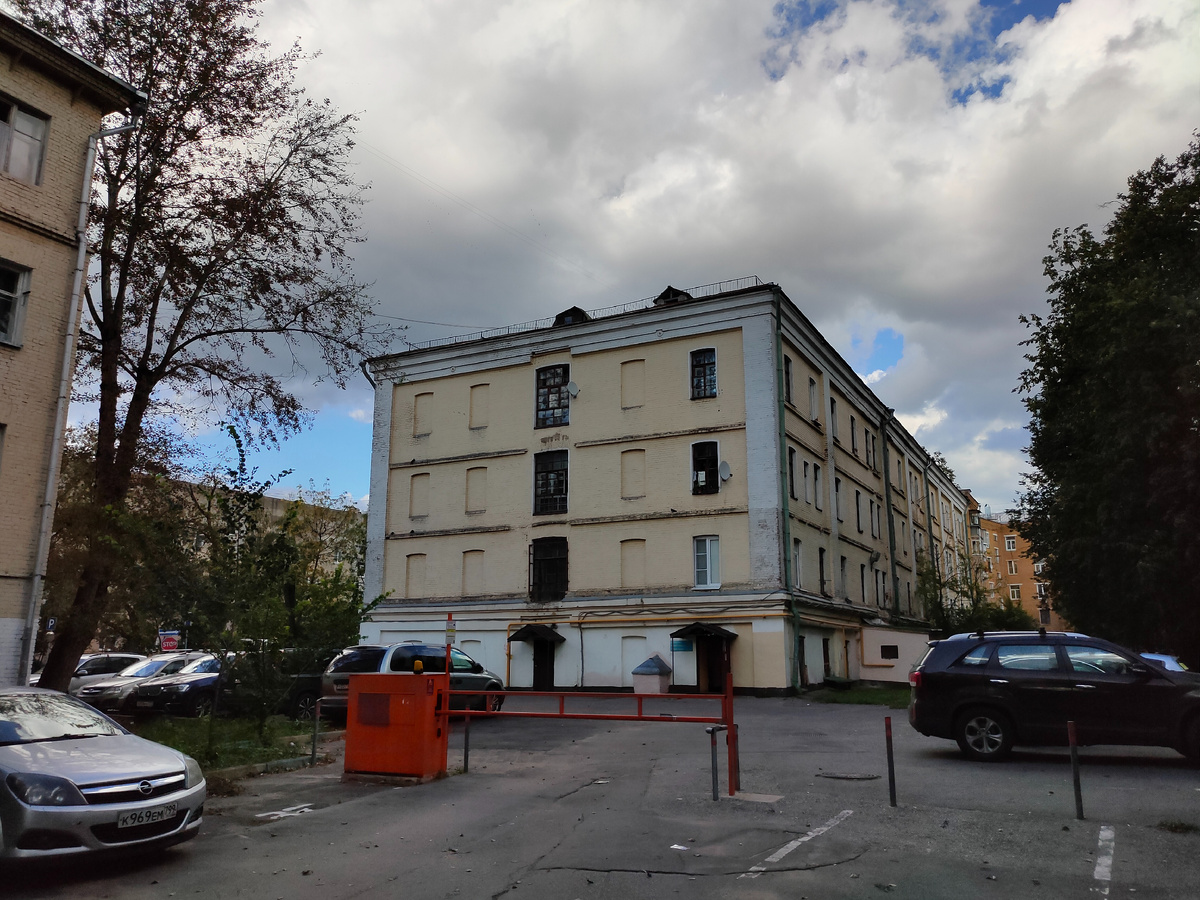 Исторический корпус Измайловской мануфактуры, вид со двора