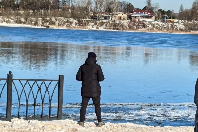    На фото — состояние акватории Волги в конце февраля. В самом Рыбинске льда на водоемах почти нет. Фото:  АиФ/ Анастасия Григорьева