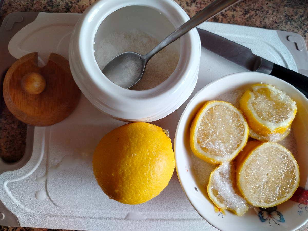 Лимоны с сахаром