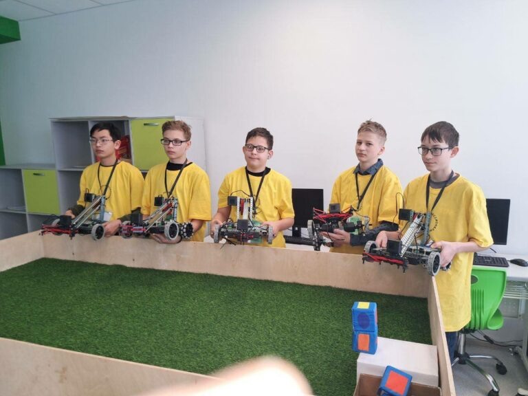    «IT-куб». Оренбургские школьники проходят обучение в Центрах цифрового образования Кристина Просвиркина