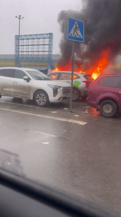    Фото: скриншот из видео в телеграм-канале «Мегаполис | ДТП и ЧП | Санкт-Петербург | Питер».