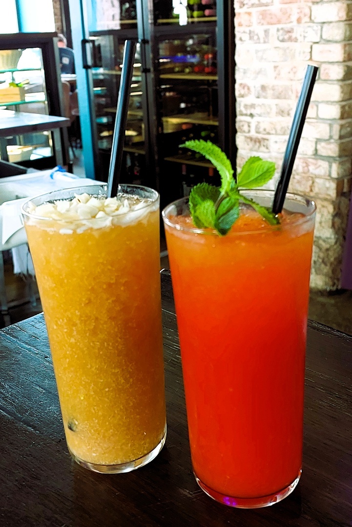 Трубочки для коктейлей в баре