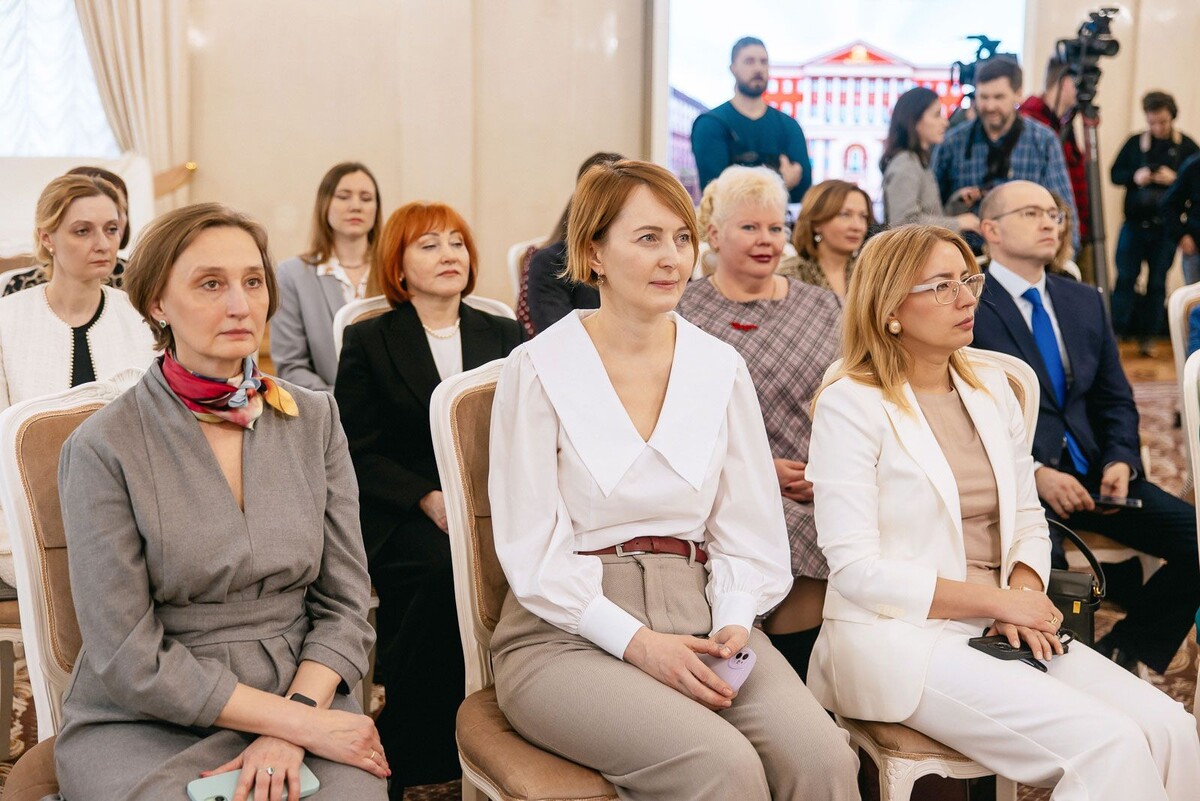    Более 250 специалистов удостоены почетного звания «Московский врач»