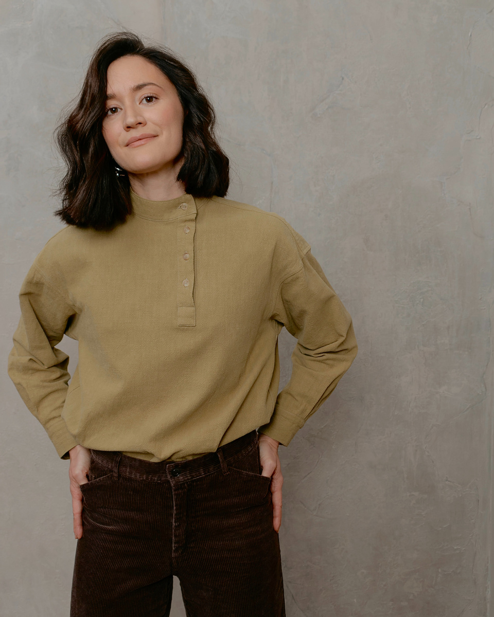 Косоворотка женская оливково-горчичная из крапивы
SOV-LADIES-NETTLE-OLV