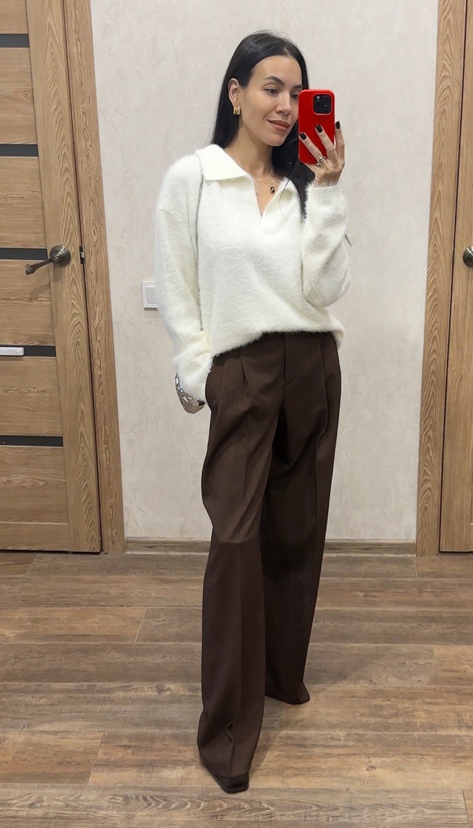 На мне в 42 размере. Длина только под высокий каблук