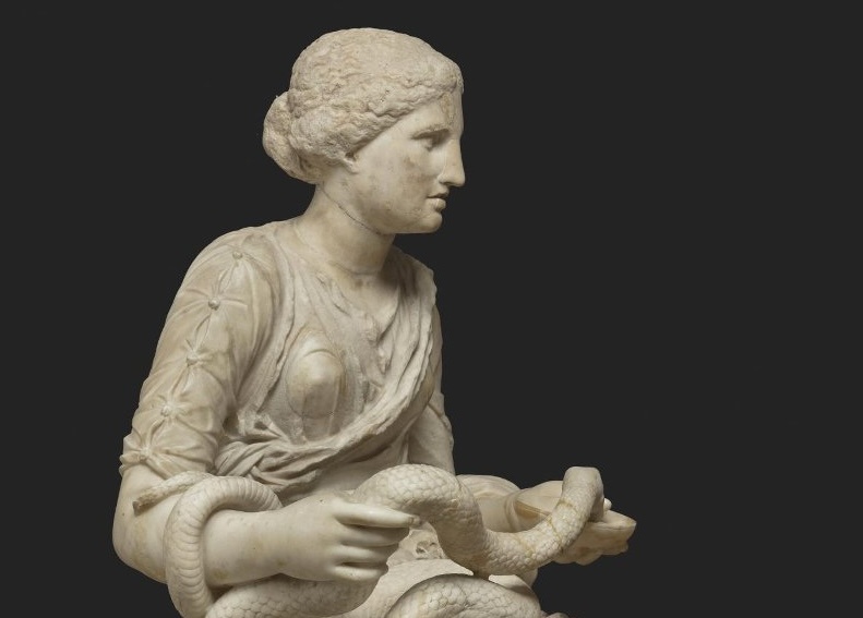 Гигиея, фрагмент. Древний Рим, I в. Римская копия с греческого оригинала