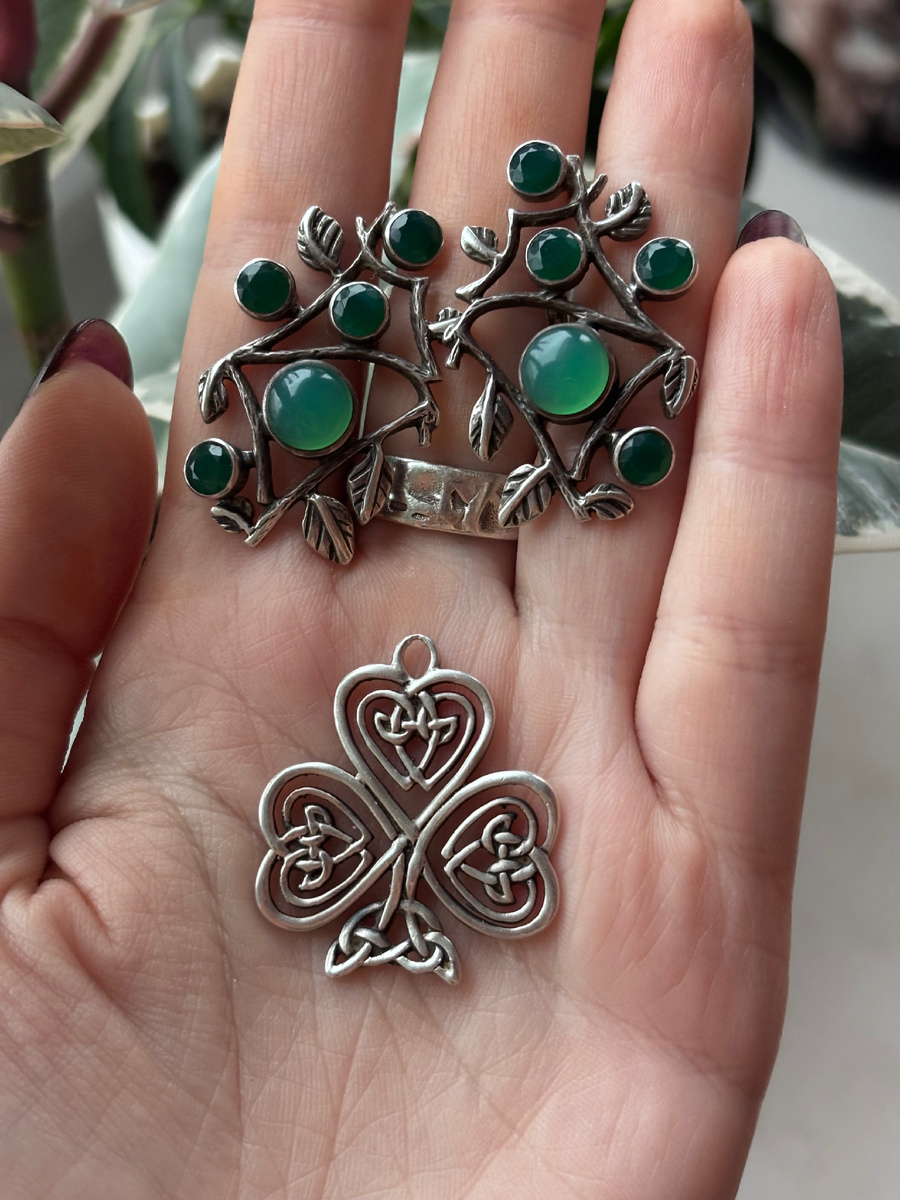 Любимые серьги и кулон