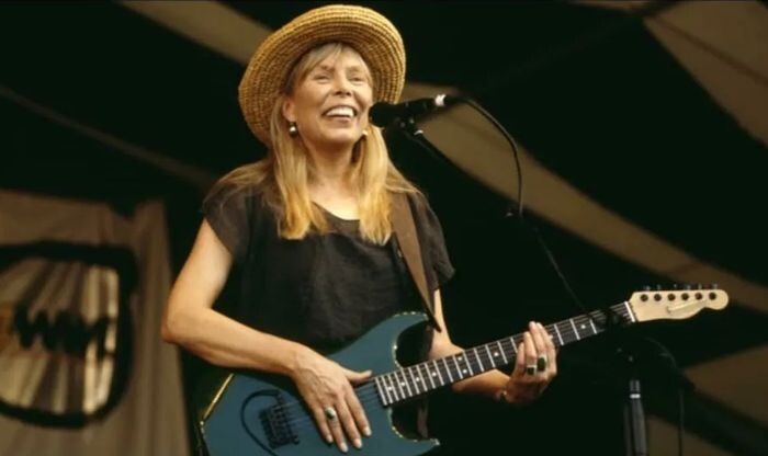 Джони Митчелл. Фото из открытых источников
