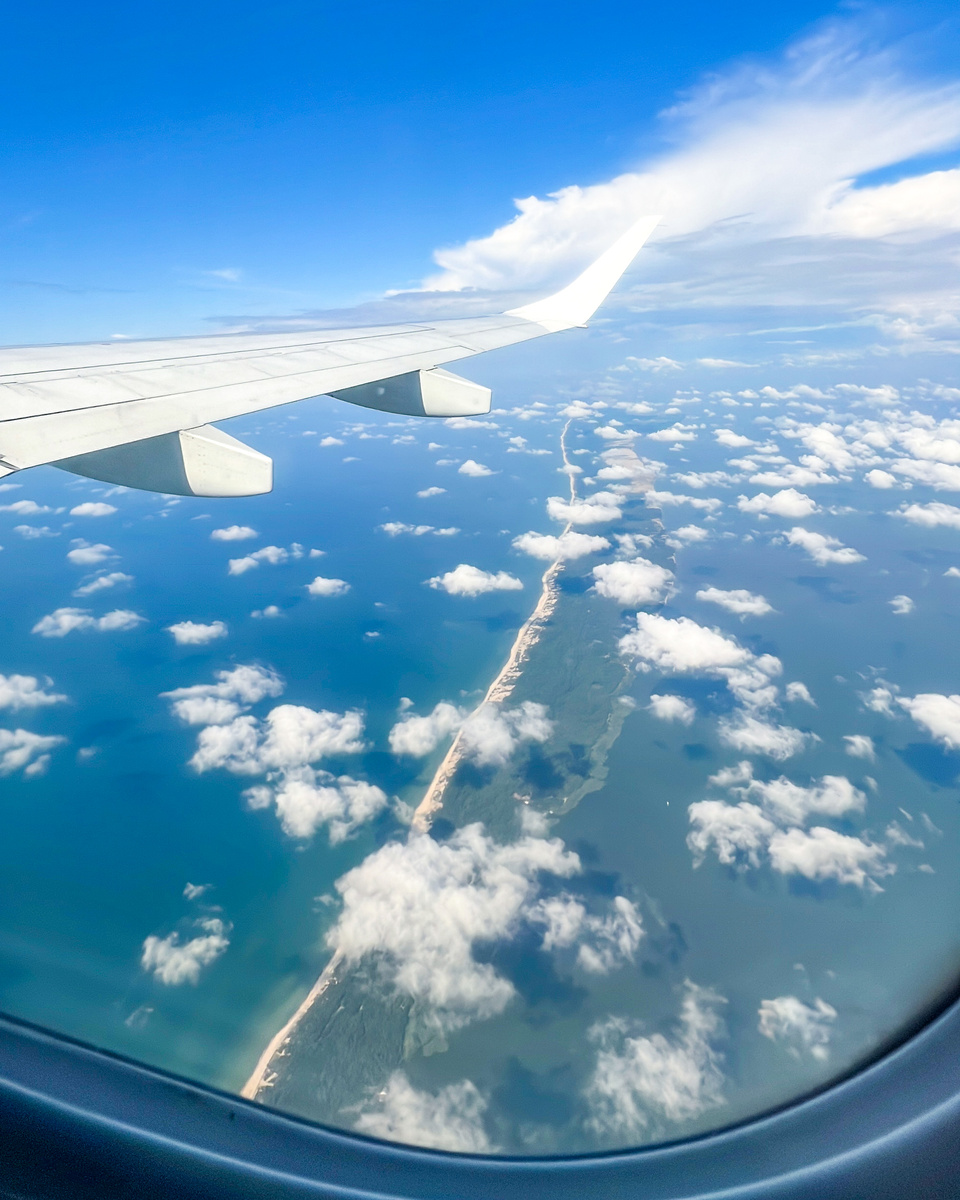 Вид на Куршскую косу с самолета.