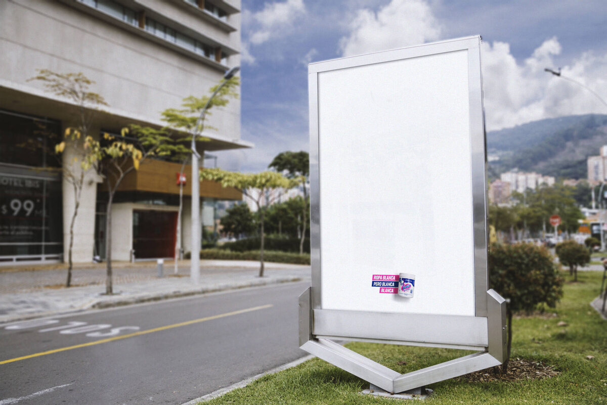 Vanish запустил кампанию «Really White White Clothes» в Мексике  