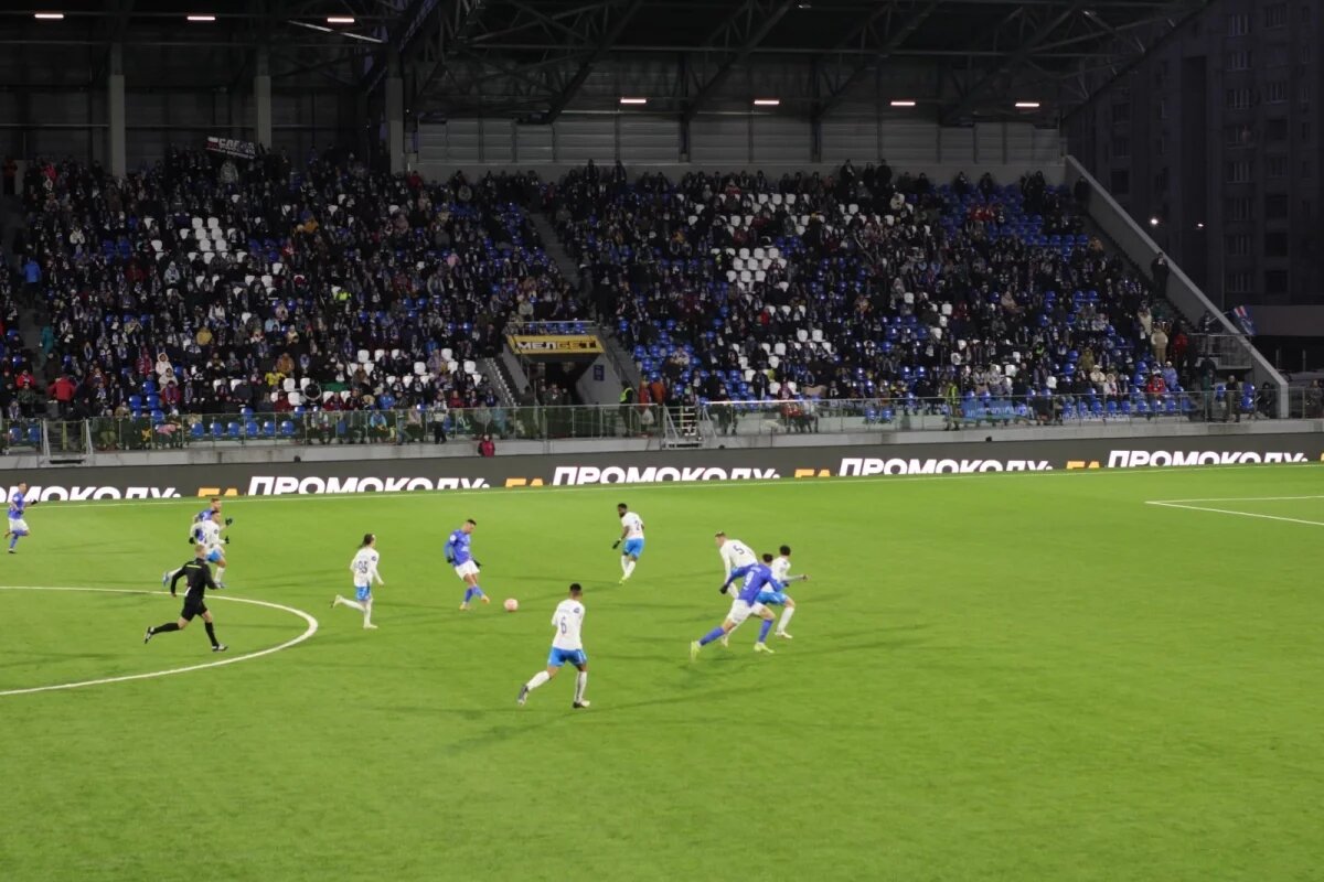    Рефери Виталий Мешков обслужит поединок воронежского «Факела» и «Зенита»