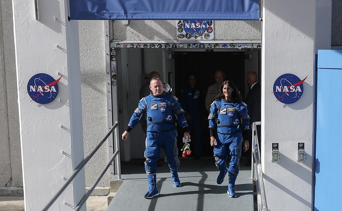    Бутч Уилмор и Сунита Уильямс Фото: Joe Raedle / Getty Images Георгий