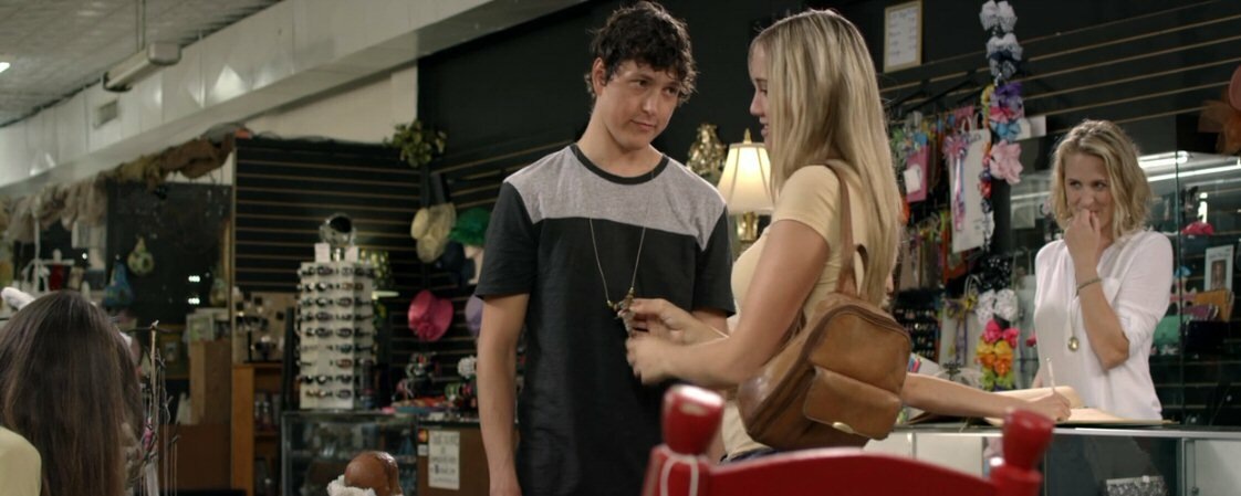 Кадр из фильма «Куклы беспокойства» (2016)