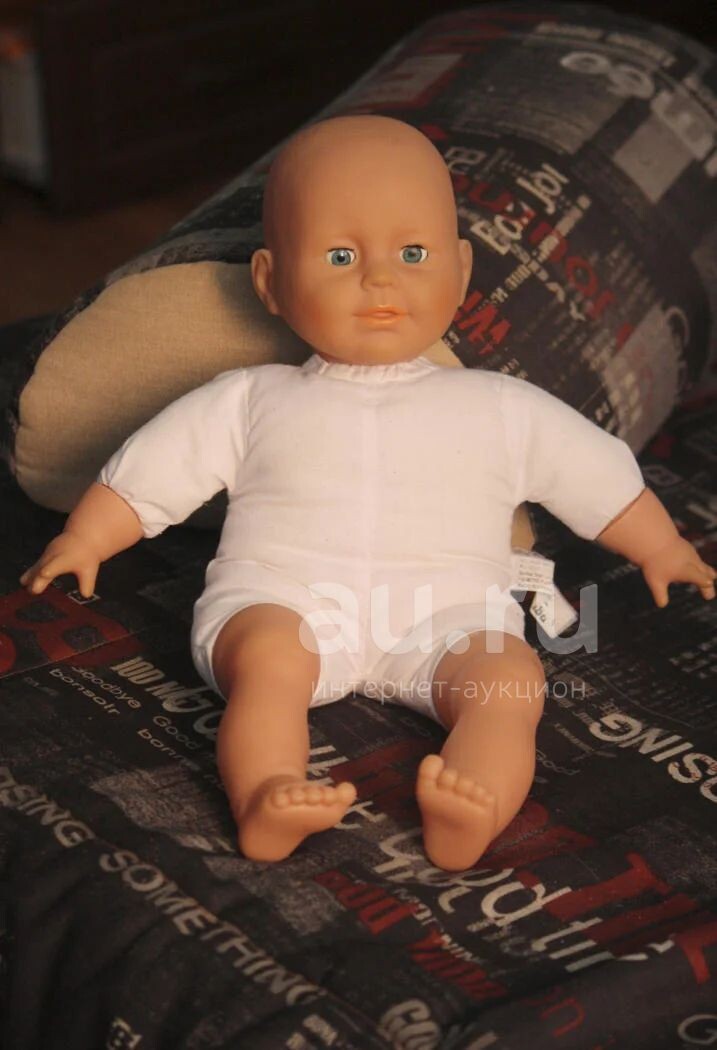 Фото из открытых источников, как пример. Фотографий своего пупсёнка найти не смогла, но этот очень уж похож, только размером крупнее.