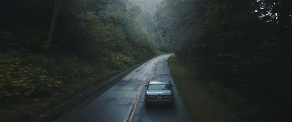 Кадр из фильма «Blue Ruin». Режиссер: Джереми Солнье. Производство: Film Science, Neighborhood Watch, Paradise City, The Lab of Madness. Прокат: Radius-TWC