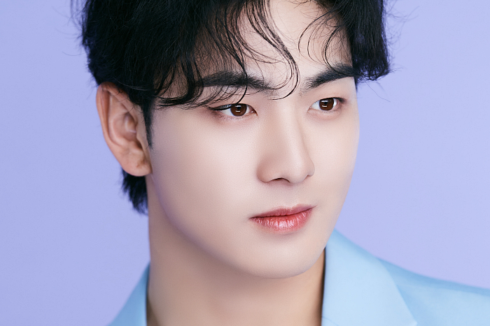     Экс-участник NU’EST Бэкхо покидает Pledis Entertainment