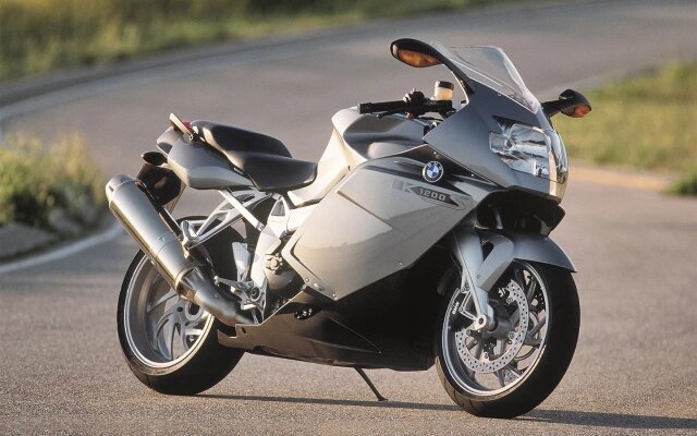 BMW K1200S (Фото: BMW)