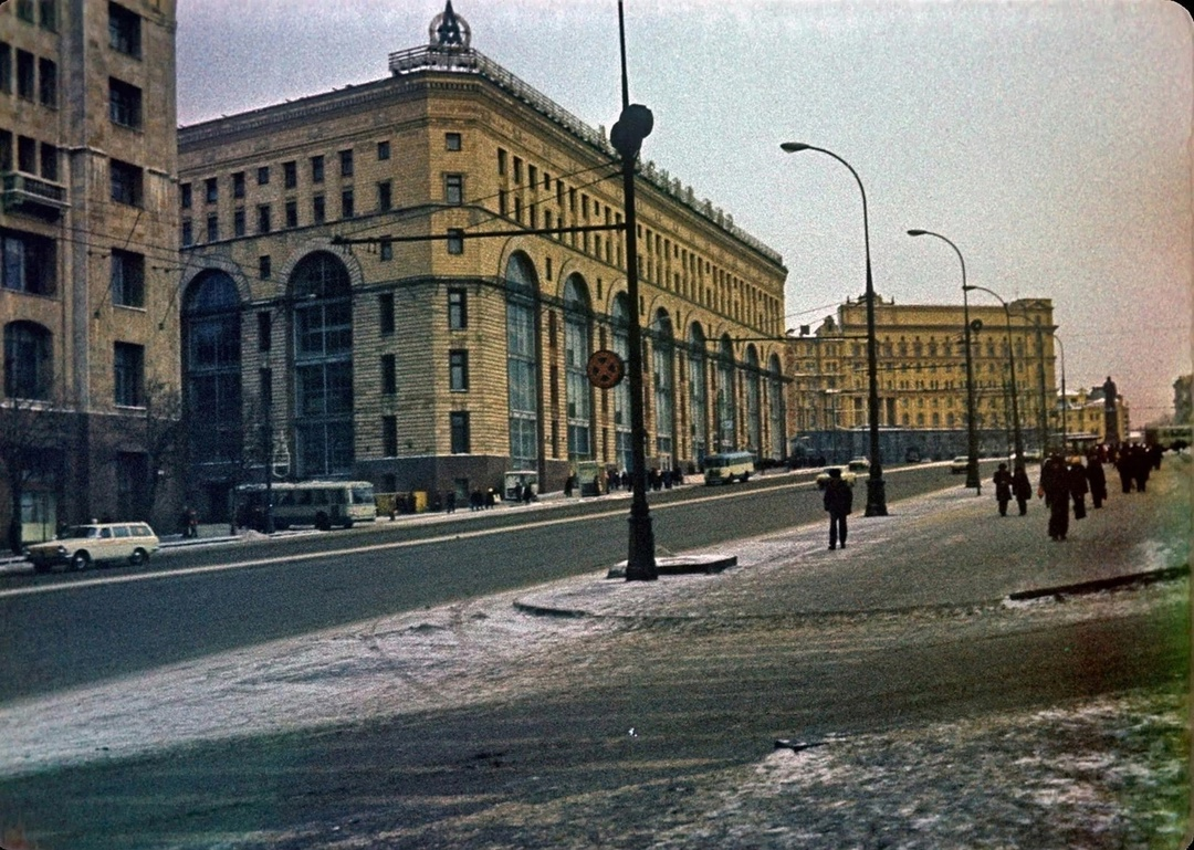 Источник группа ВК "Москва - воспоминания Детства"