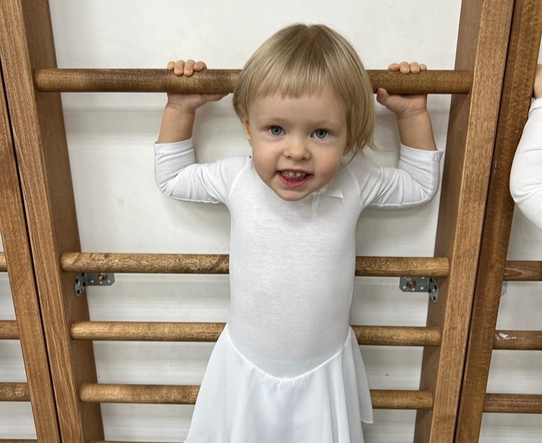 Маленькая гимнастка