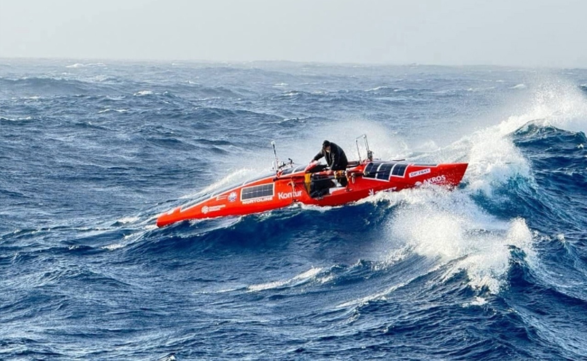 Фото Конюхова во время этого перехода от Александра Суслова