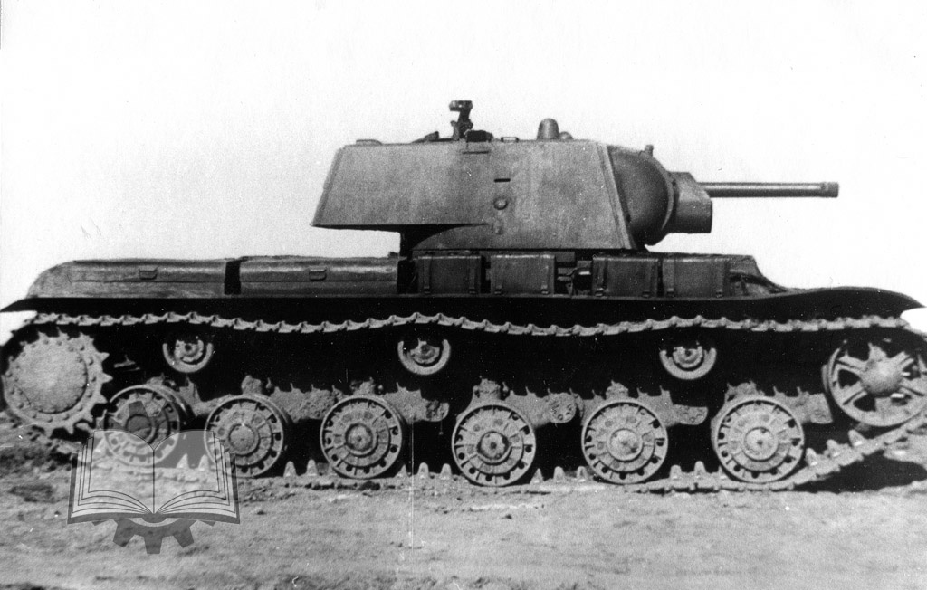 Типовое расположение дополнительных баков, танк с утолщенной башней Ижорского завода, выпускать ее начали в конце июля 1941 года.