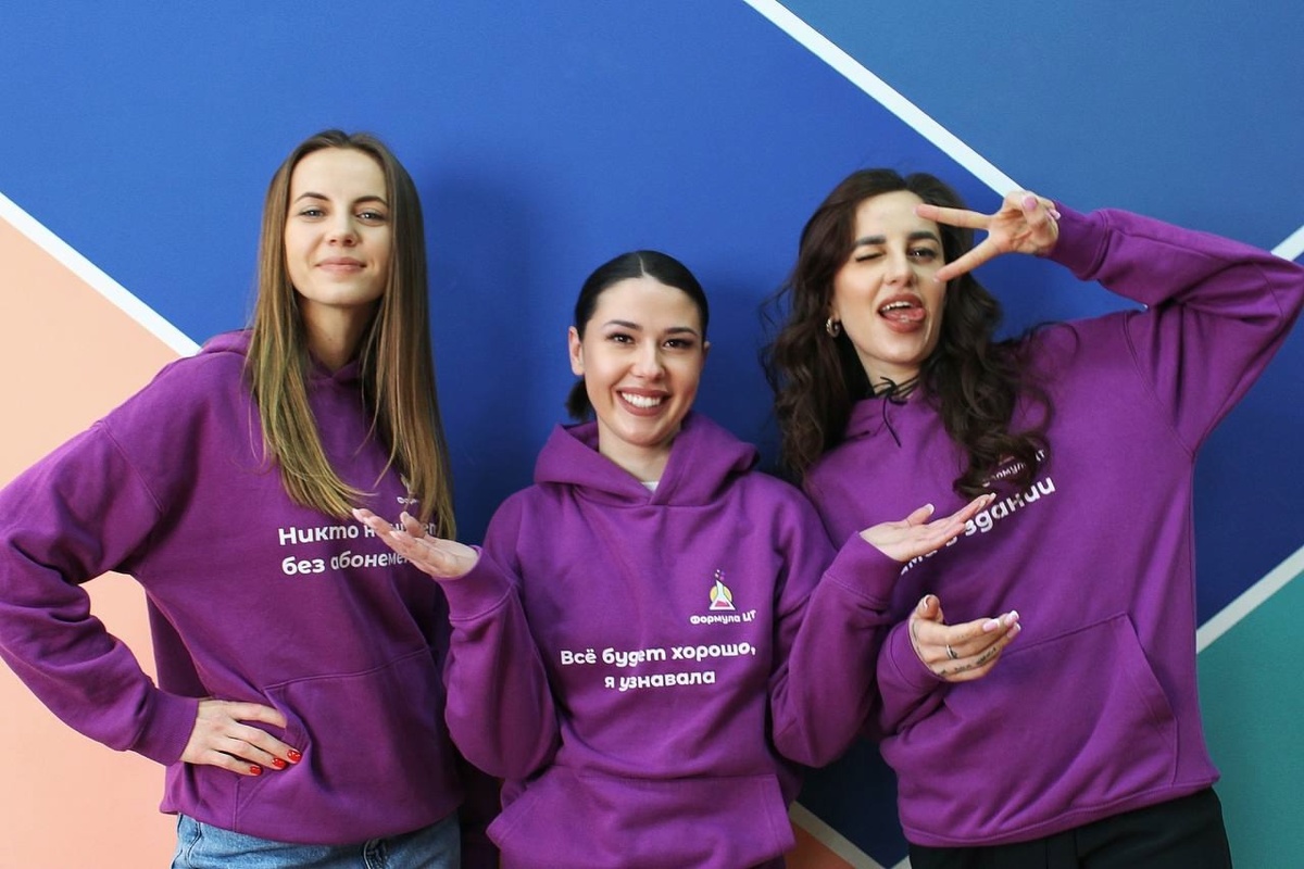 Create carouselAdd a caption