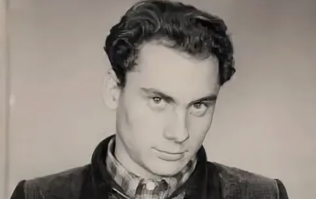 Евгений Ташков